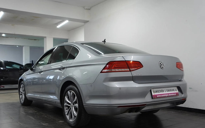 Volkswagen Passat cena 86900 przebieg: 107241, rok produkcji 2018 z Przemków małe 742